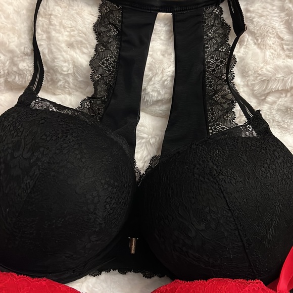 2 PINK Victoria’s Secret Date Night Bras - Picture 5 of 11